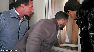 双洞齐插ATM尿脸深喉撕裂18岁少女紧穴