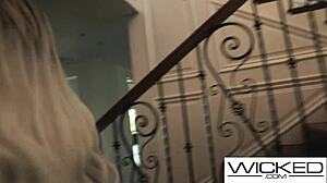 vanessa sky hungers for kenzie taylor's warm pussy