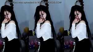 Wow! Cute Sexy Chinese Gái Nhảy Sung Dances Wild!