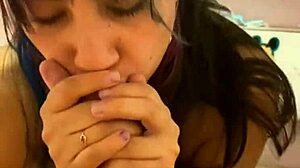 Chupando Pico De Pana Carzuva Slutty Girlfriend Style!